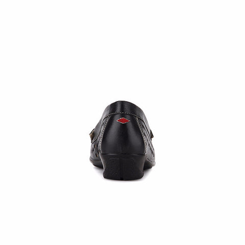 BLACK MOCCASINS
