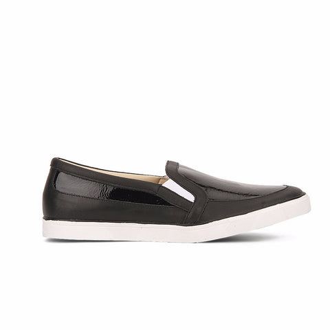 BLACK LIFESTYLE SHOES